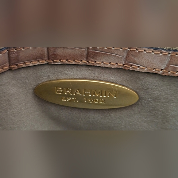 Vintage Brahmin Anytime Shoulder Bag Croc Embossed Leather Brown Tan Textured - Picture 9 of 16